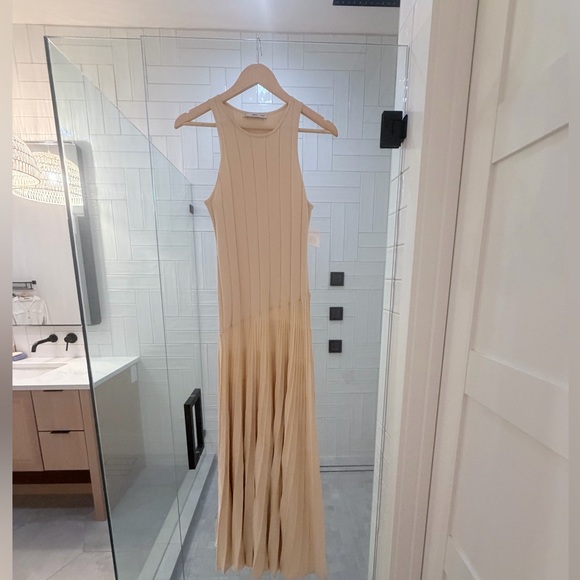 Beautiful Mango dress - Picture 11 of 11